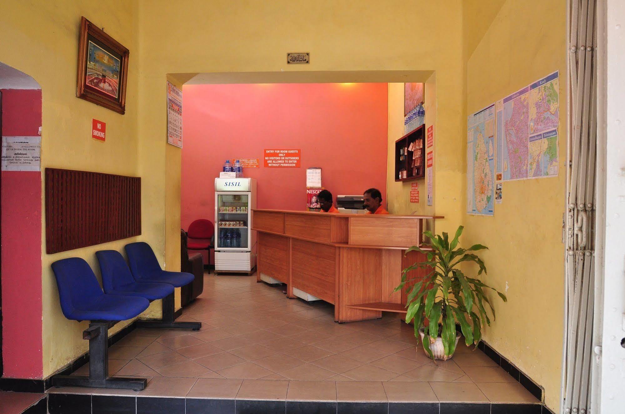 City Motel Hostel